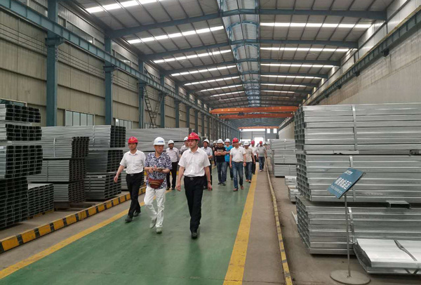 1465116245959442.jpg 866497631890331328.jpg